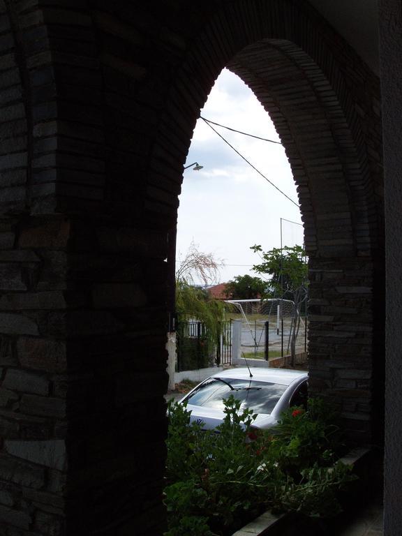 Hotel Hellinikon Ouranoupoli Esterno foto