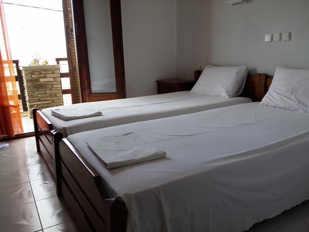 Hotel Hellinikon Ouranoupoli Esterno foto
