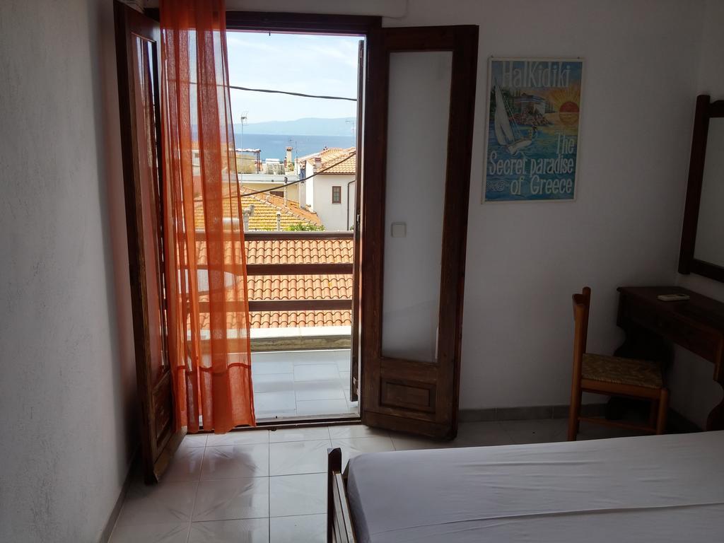 Hotel Hellinikon Ouranoupoli Esterno foto