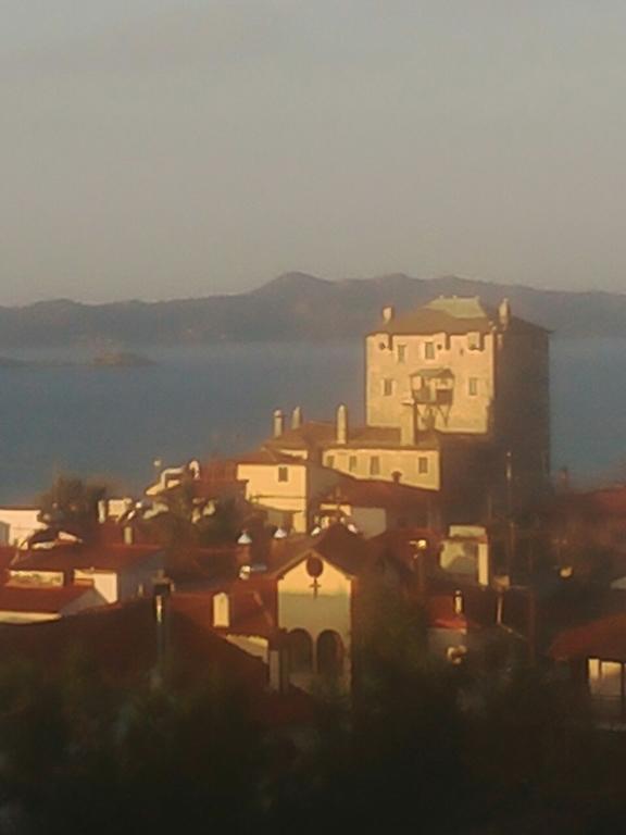 Hotel Hellinikon Ouranoupoli Esterno foto